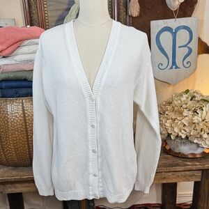 Vintage Tail Women's White Cardigan Sweater